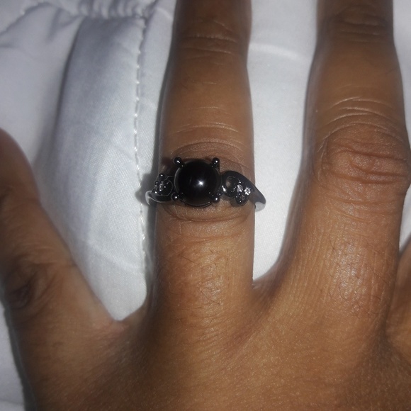 SOLD NWOT Luxury Round Black Gem Wedding Ring SZ6 - Picture 7 of 8